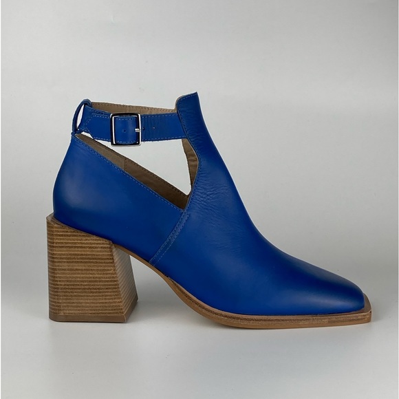 NEW Free People Brady Buckle Bootie In Out Of The Blue, Leather Size 40/9.5 $178 - Picture 7 of 9